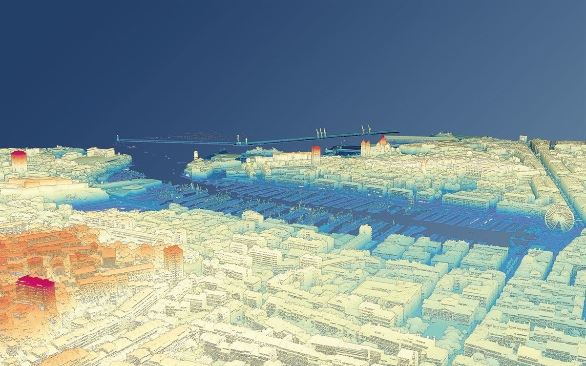 Modélisation LiDAR en couleurs du Vieux-Port de Marseille, avec ses quais, bateaux et immeubles