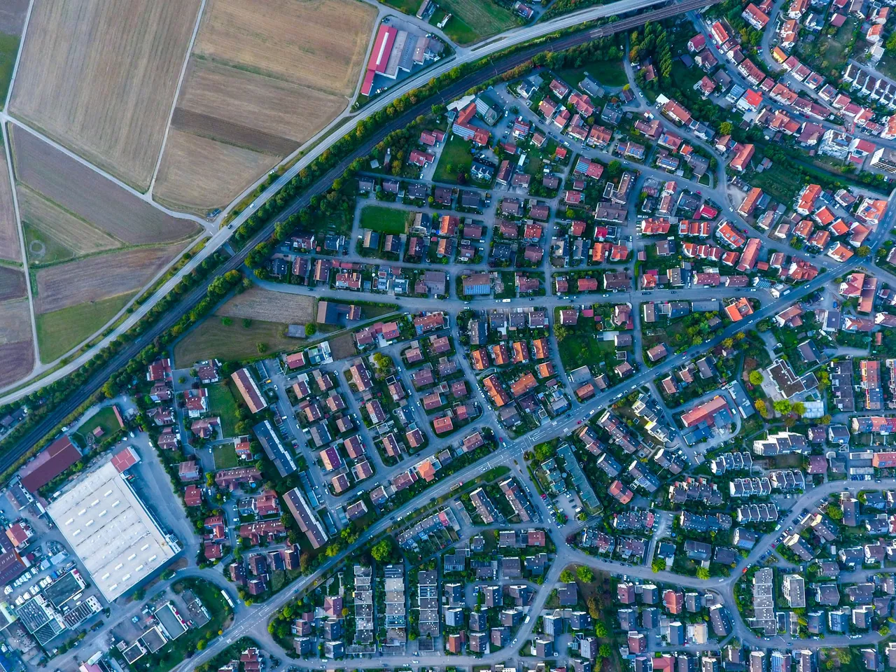 Vue aérienne d'un quartier résidentiel, relevé cartographique LiDAR OS